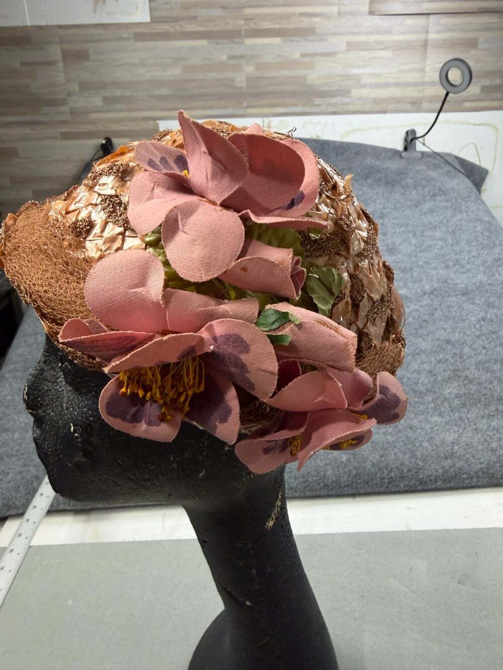 Paris Chapeaux Vintage Brown Cellophane Straw Cloche Hat Floral Pink Vintage